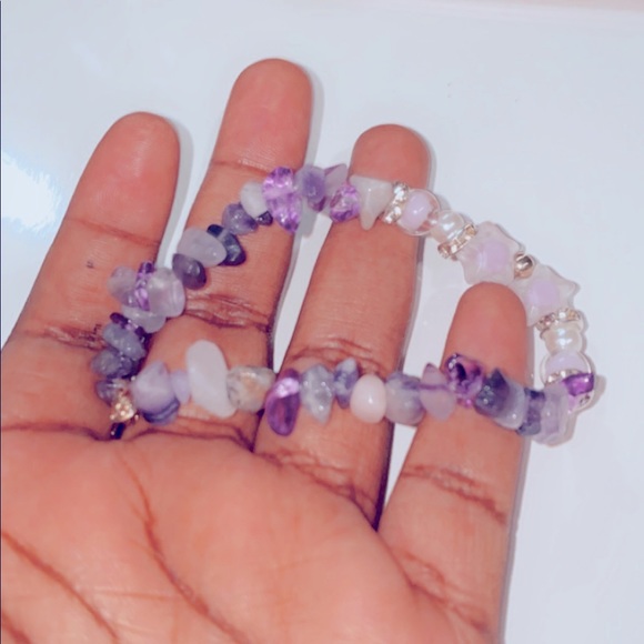 A beautiful amethyst crystal bracelet - Picture 1 of 2